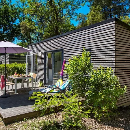 Camping-village Les Deux Etangs Camping 4*