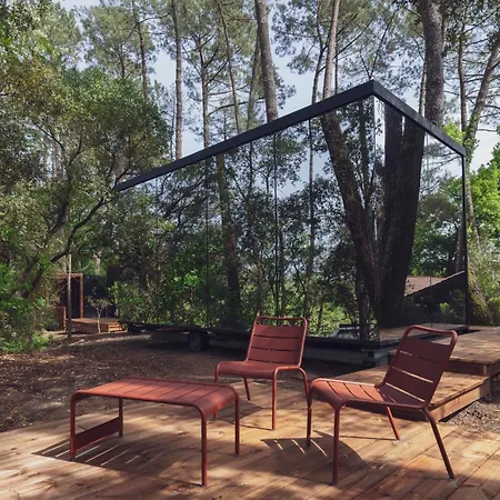 Bonjour Sauvage Parque de Campismo 4*