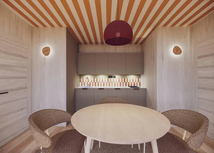 Bonjour Sauvage 4* סניוס